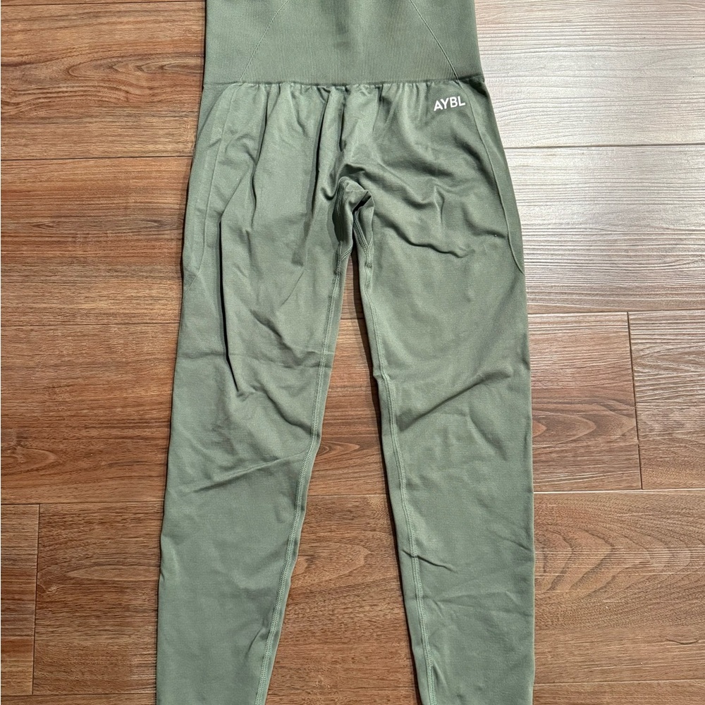 AYBL seamless leggings